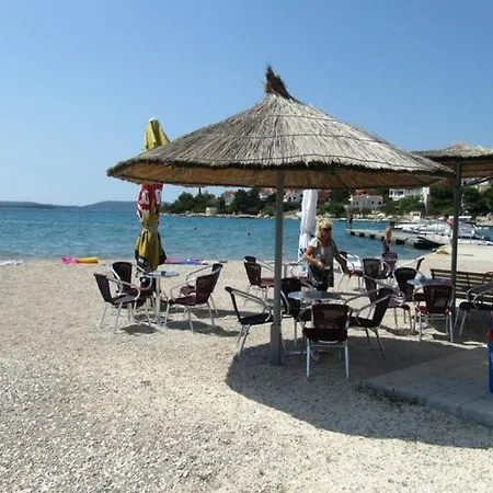 Braco By The Sea With A Sea View Apartment