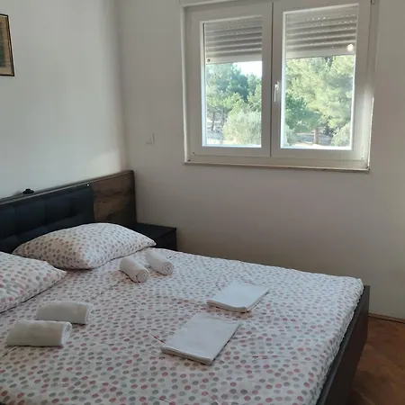 Apartment Braco By The Sea With A Sea View