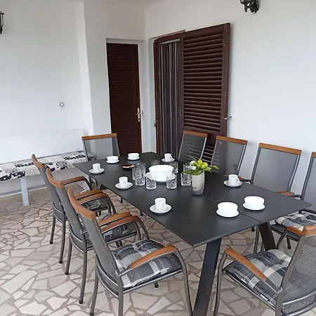 Apartamento Braco By The Sea With A Sea View
