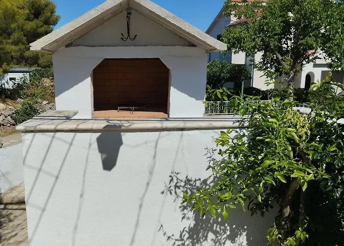 Braco By The Sea With A Sea View Apartment