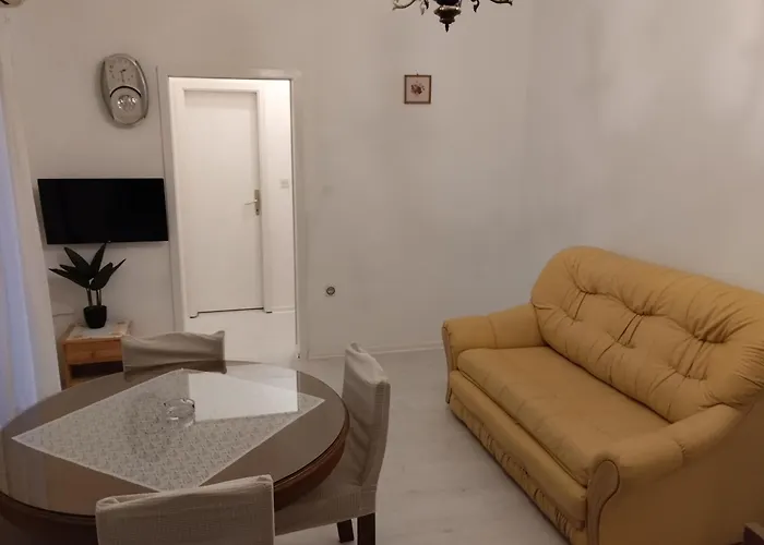 Apartment Braco By The Sea With A Sea View *