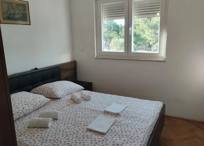 Apartment Braco By The Sea With A Sea View