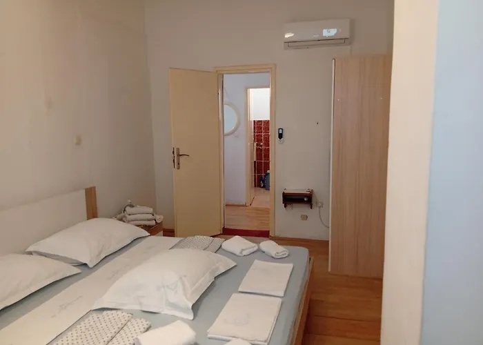 Apartamento Braco By The Sea With A Sea View